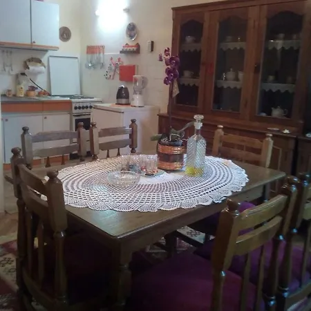At Nana *